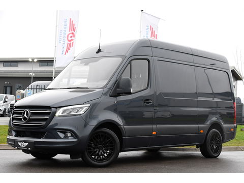 Mercedes-Benz Sprinter 317 1.9 CDI L2H2 RWD PB Edition Camera, Carplay, LED, Leder, Carplay, 170pk, 10,5'' Mbux, 3500kg, Trekhaak, Stoelverwarming, Automaat, Sensoren, Uniek!
