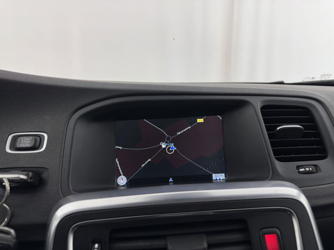 Volvo V60 2.4 D6 AWD Plug-In Hybrid Summum ( Plug-In ) Aut. * LUXURY-LEATHER | PREMIUM-SOUND-AUDIO | NAVI-FULLMAP | BI-XENON |  MEMORY-PACK | CRUISE | HEATED-SPORTSEATS | TOWBAR | 17"ALU*