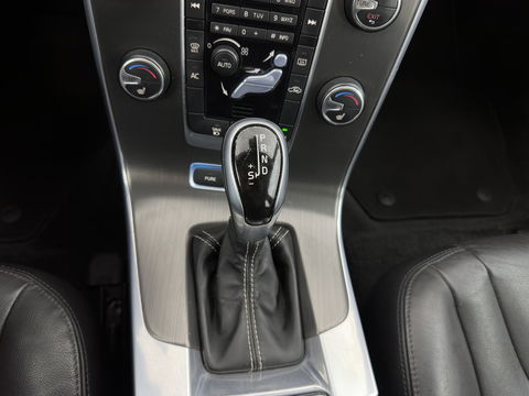 Volvo V60 2.4 D6 AWD Plug-In Hybrid Summum ( Plug-In ) Aut. * LUXURY-LEATHER | PREMIUM-SOUND-AUDIO | NAVI-FULLMAP | BI-XENON |  MEMORY-PACK | CRUISE | HEATED-SPORTSEATS | TOWBAR | 17"ALU*