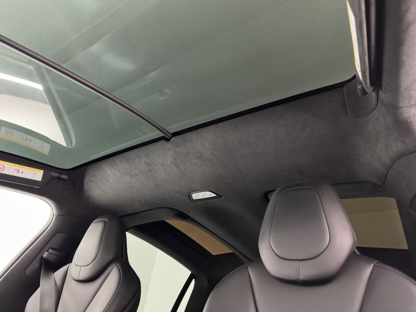 Tesla Model X 100D Black-Line AWD [ 3-Fase ] { SOH-86% } Aut. *PANO-WINDOW | AUTO-PILOT | VEGAN-LEATHER | NAVI-FULLMAP | FULL-LED | AIR-SUSPENSION | DIGI-COCKPIT | KEYLESS | DAB+ | HEATED-SPORTSEATS | PRIVACY-GLASS | TOPVIEW | TOWBAR | 22"ALU*