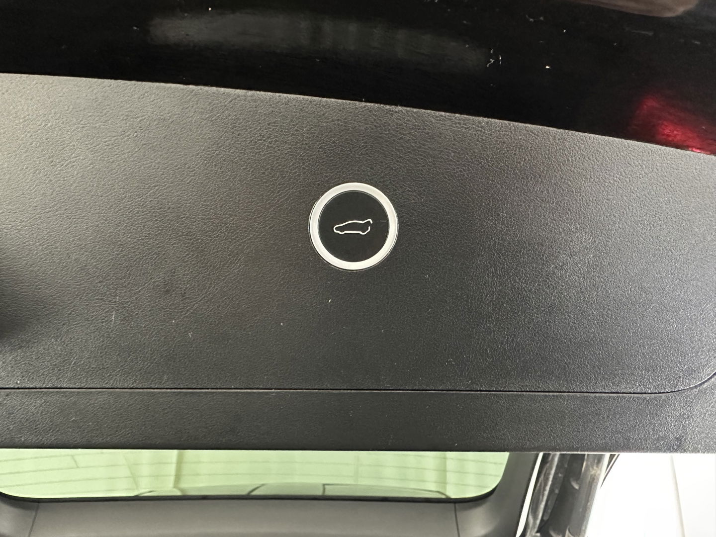 Tesla Model X 100D Black-Line AWD [ 3-Fase ] { SOH-86% } Aut. *PANO-WINDOW | AUTO-PILOT | VEGAN-LEATHER | NAVI-FULLMAP | FULL-LED | AIR-SUSPENSION | DIGI-COCKPIT | KEYLESS | DAB+ | HEATED-SPORTSEATS | PRIVACY-GLASS | TOPVIEW | TOWBAR | 22"ALU*