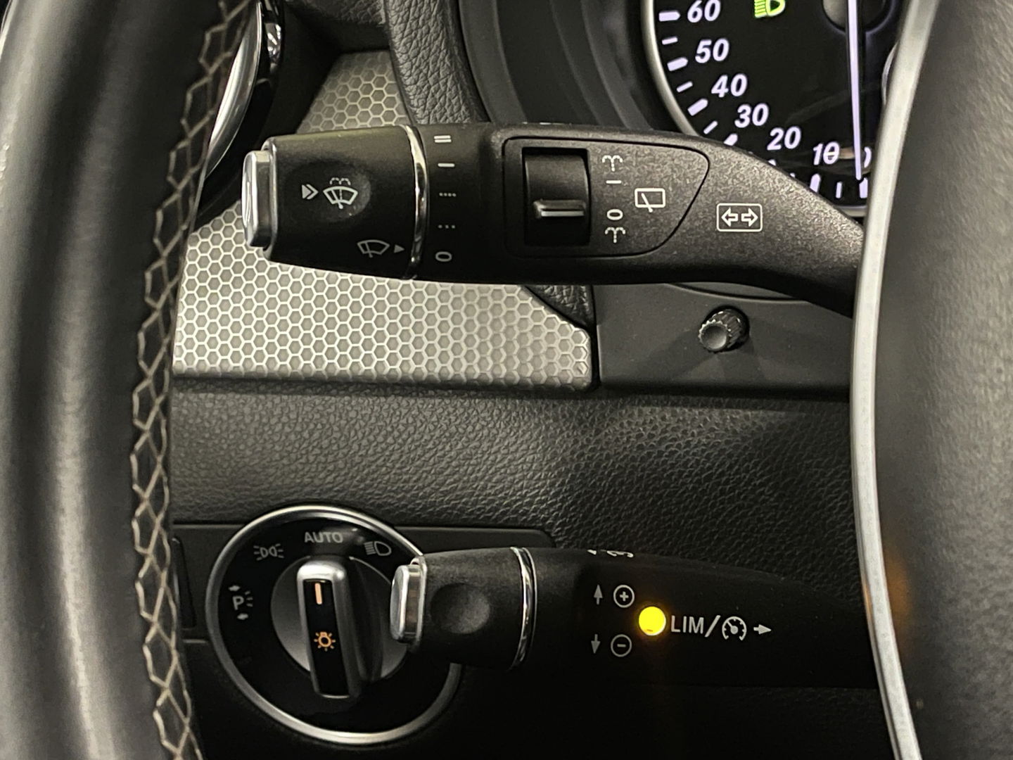 Mercedes-Benz B-Klasse 200 CDI Ambition | Automaat | Airconditioning | Parkeersensoren | Navigatie | Bluetooth | 17'' Lichtmetaal |