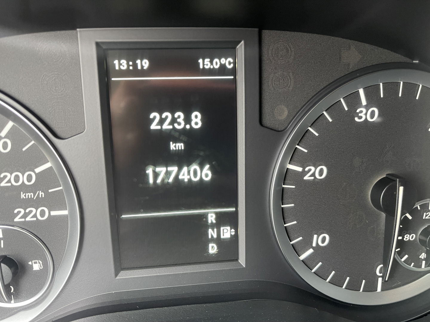 Mercedes-Benz Vito 114 CDI automaat Extra Lang L3 DC 6 persoons Tourer / vaste prijs rijklaar € 27.950 marge / lease vanaf € 456 / airco / cruise / navigatie / camera / dubbele schuifdeur !