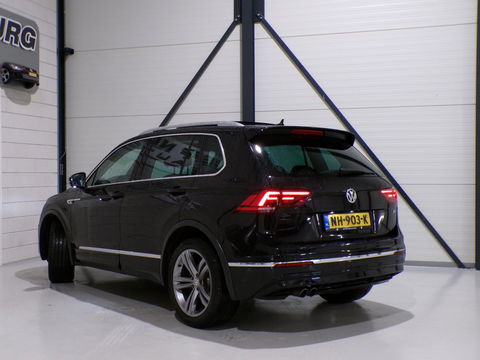 Volkswagen Tiguan 1.4 TSI ACT 150PK R-Line Connected Series "Origineel NL!" Pano Full-LED Apple-carplay Stoelverwarming Massage