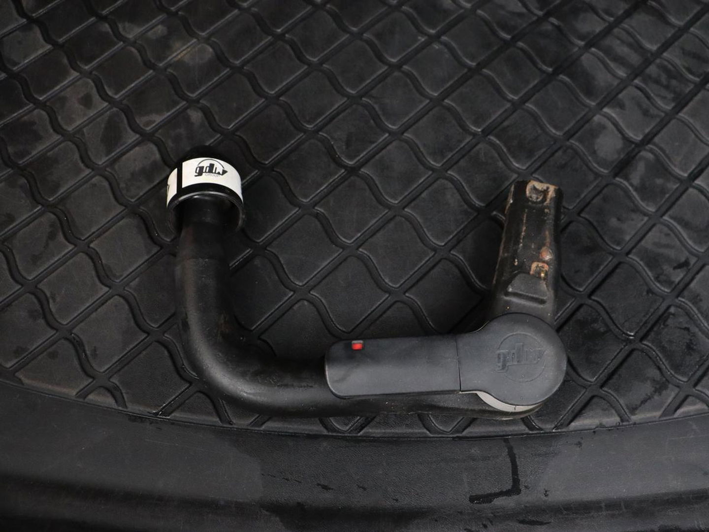 Mercedes-Benz CLA-Klasse 250e AMG Line | Stoelverwarming | Carplay | Trekhaak | Leder/Alcantara | Navigatie | Full LED | Park Assist | Sfeerverlichting | Climate control | Cruise control | PHEV | Plug In