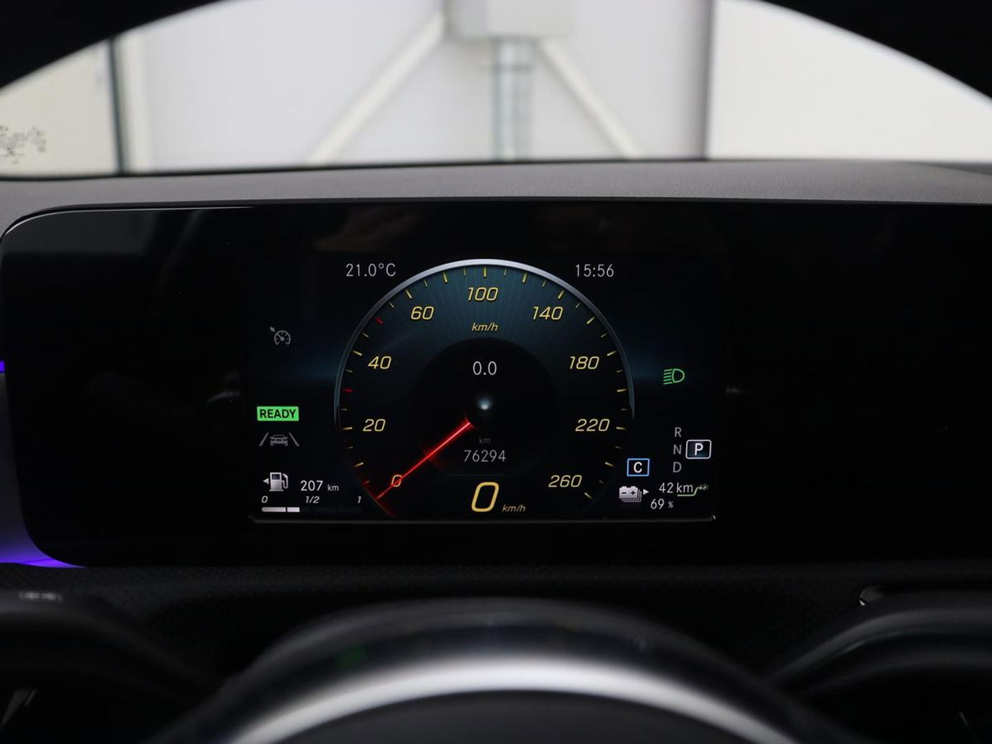 Mercedes-Benz CLA-Klasse 250e AMG Line | Stoelverwarming | Carplay | Trekhaak | Leder/Alcantara | Navigatie | Full LED | Park Assist | Sfeerverlichting | Climate control | Cruise control | PHEV | Plug In