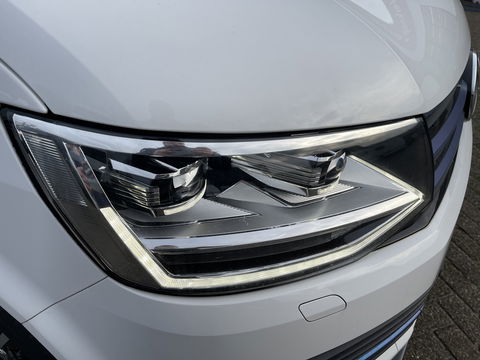 Volkswagen Transporter 2.0 TDI 150pk automaat L2H1 DC 5 persoons Highline / vaste prijs rijklaar € 34.950 ex btw / lease vanaf € 570 / lederen bekleding / adaptive cruise / airco / navigatie / euro 6 / bpm vrij !