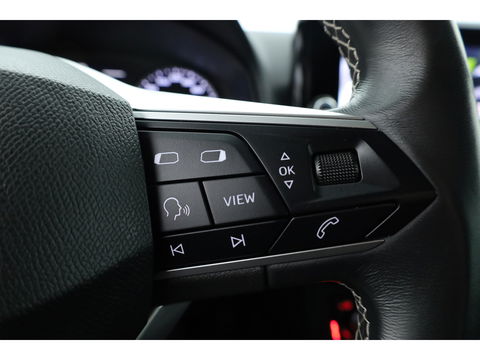 SEAT Arona 1.0 TSI Xperience | Stoelverw. | Keyless | Cruise | Apple CarPlay & Android Auto | LED