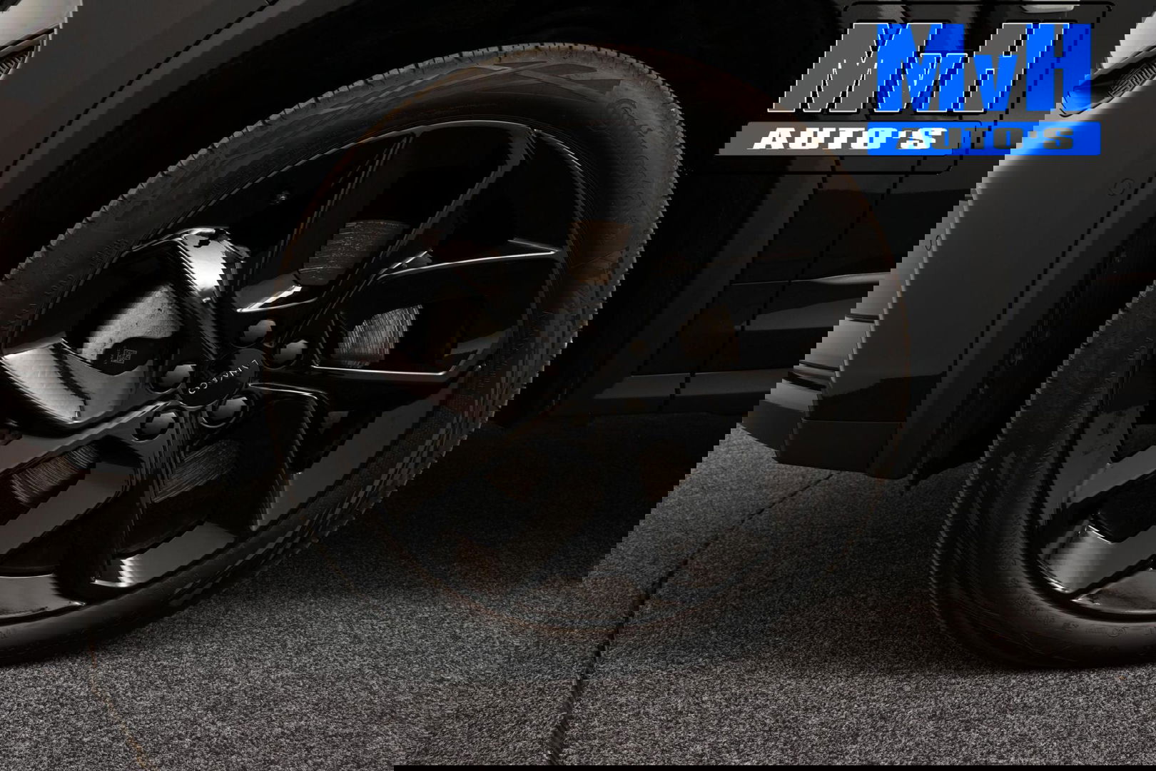 Lynk & Co 01 1.5 Hybride|FULL BLACK XL|ZWARTE.HEMEL|NAP