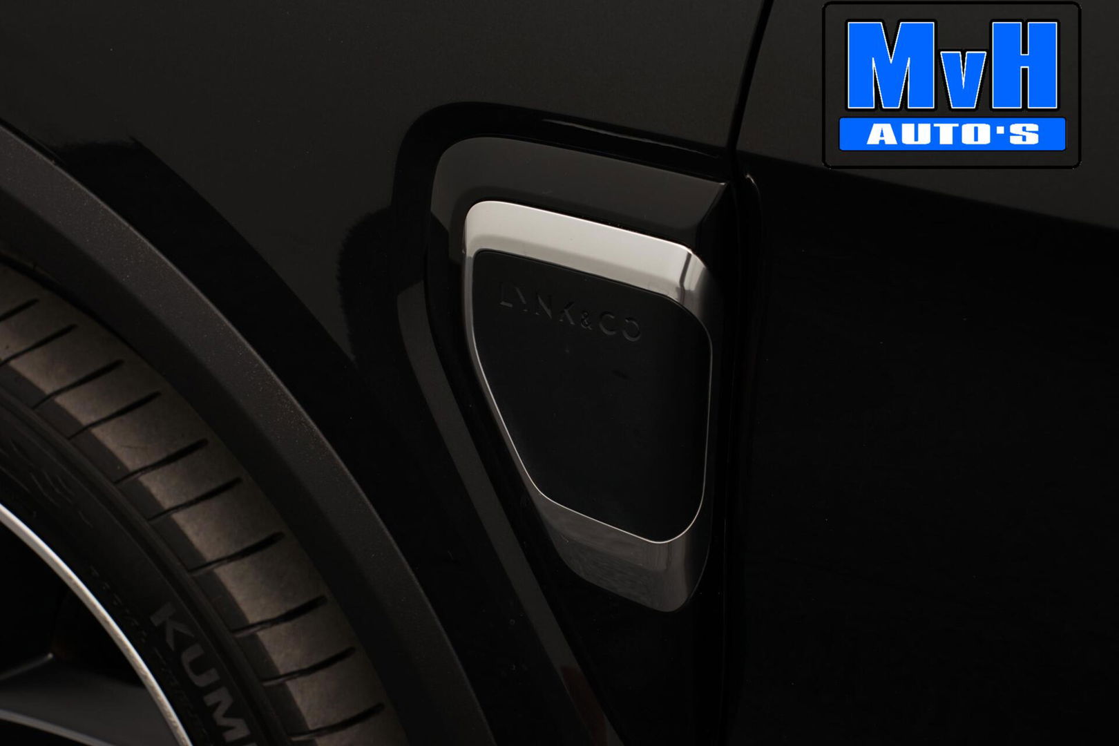 Lynk & Co 01 1.5 Hybride|FULL BLACK XL|ZWARTE.HEMEL|NAP