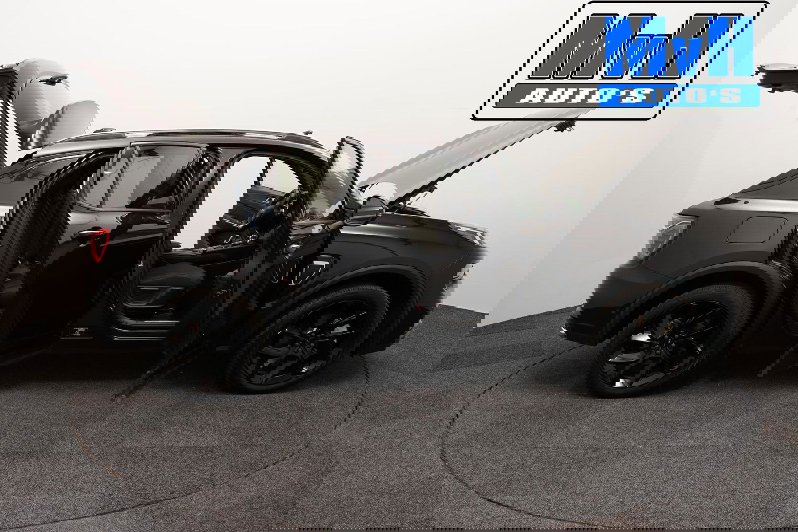 Lynk & Co 01 1.5 Hybride|FULL BLACK XL|ZWARTE.HEMEL|NAP