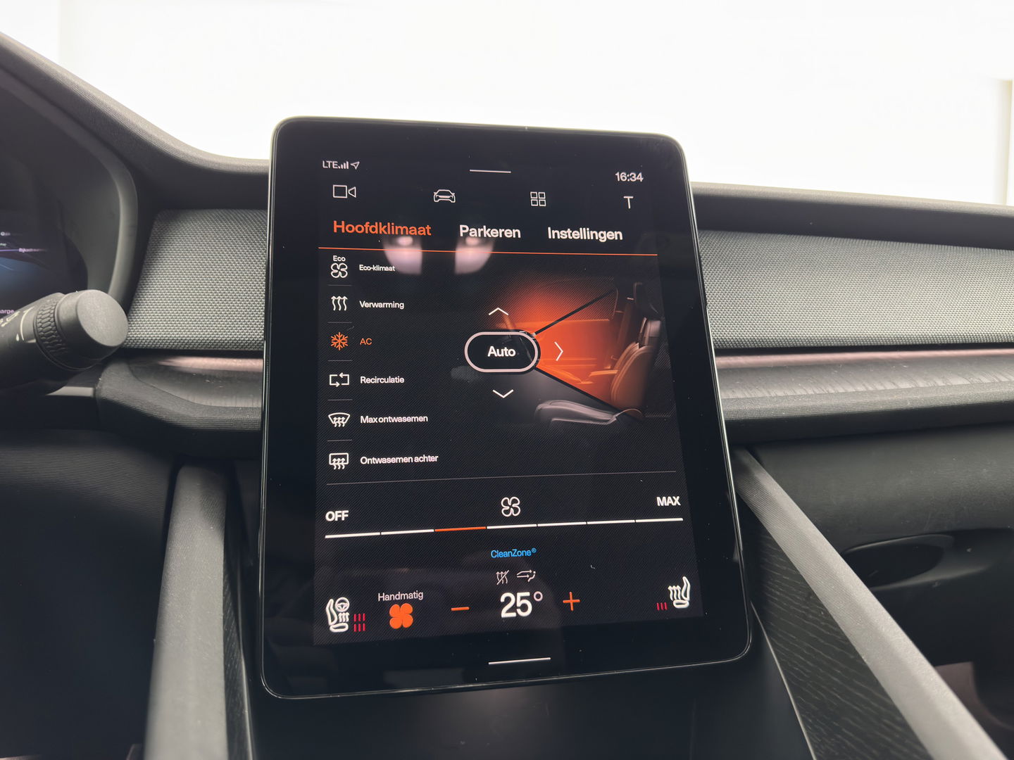 Polestar 2 Long Range Dual Motor Perfomance 78 kwh [ 3-Fase ] { SOH-95% } (INCL-BTW) Aut. *PANO | NAVI-FULLMAP | HARMAN/KARDON-AUDIO | FULL-LED | KEYLESS | DIGI-COCKPIT | MEMORY-PACK |  CARPLAY | DAB+ | HEATED-SPORTSEATS | TOPVIEW | ADAPTIVE-CRUISE |  20"ALU*