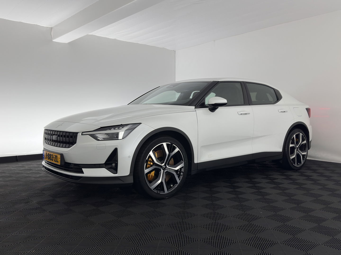 Polestar 2 Long Range Dual Motor Perfomance 78 kwh [ 3-Fase ] { SOH-95% } (INCL-BTW) Aut. *PANO | NAVI-FULLMAP | HARMAN/KARDON-AUDIO | FULL-LED | KEYLESS | DIGI-COCKPIT | MEMORY-PACK |  CARPLAY | DAB+ | HEATED-SPORTSEATS | TOPVIEW | ADAPTIVE-CRUISE |  20"ALU*