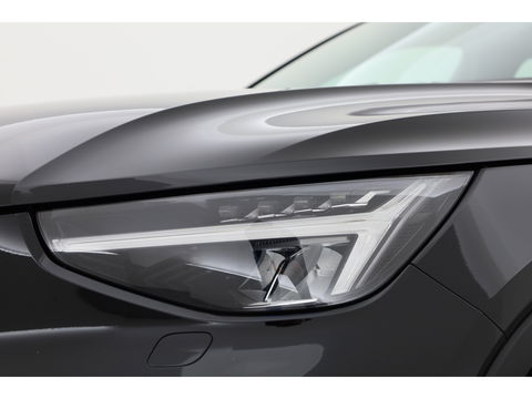 Volvo XC40 1.5 T4 Plug-in hybrid Plus Bright Facelift | Leer  | Elek. stoelen | H&K Audio | Adap. cruise | stoel + stuurverwa. |