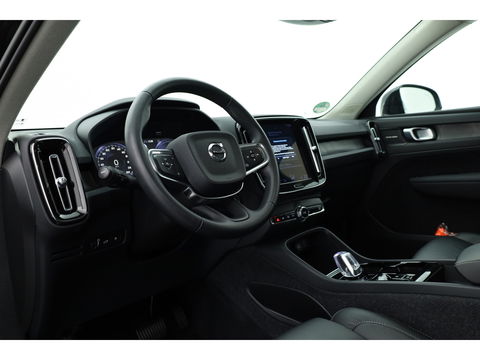 Volvo XC40 1.5 T4 Plug-in hybrid Plus Bright Facelift | Leer  | Elek. stoelen | H&K Audio | Adap. cruise | stoel + stuurverwa. |