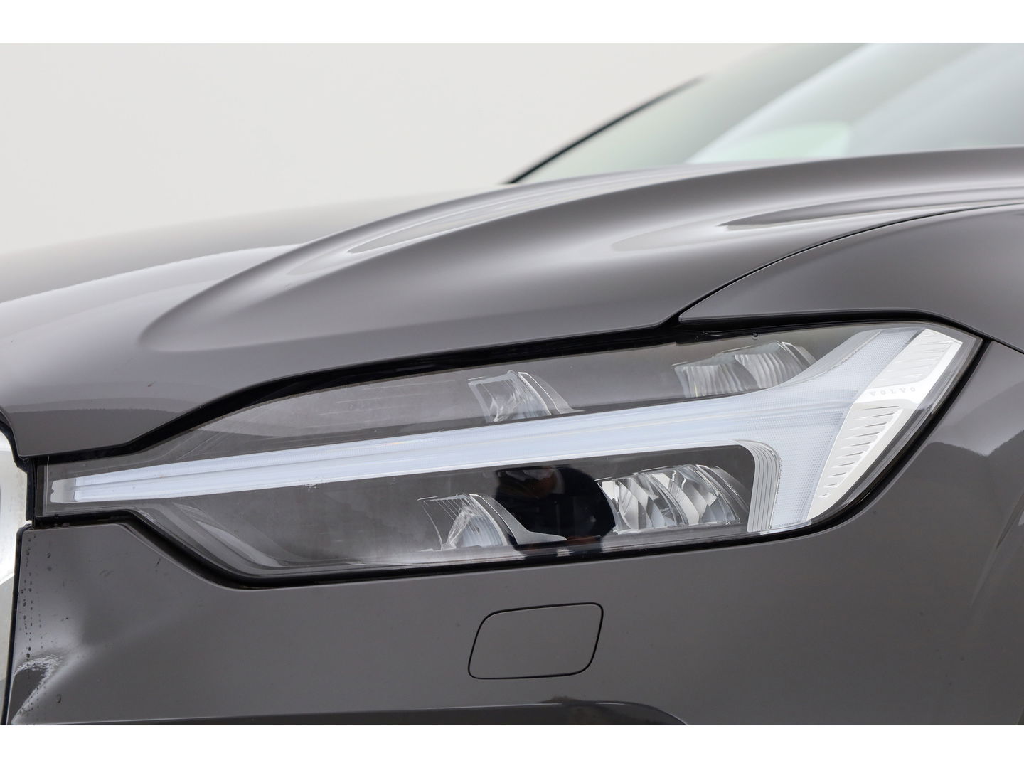 Volvo XC60 2.0 T6 Plug-in hybrid AWD Plus Bright | Long Range |Leer | Pano-dak | 360 camera | Trekhaak elek. | Stoel +  stuurverw. |