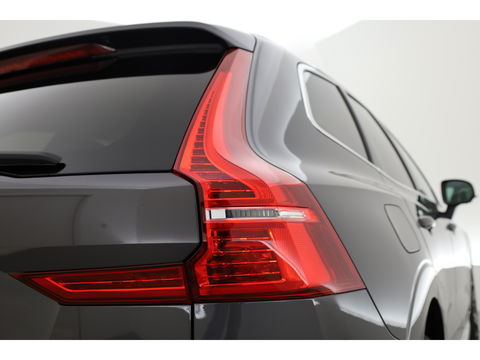 Volvo XC60 2.0 T6 Plug-in hybrid AWD Plus Bright | Long Range |Leer | Pano-dak | 360 camera | Trekhaak elek. | Stoel +  stuurverw. |