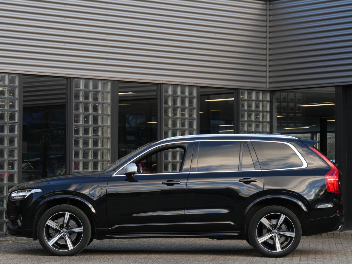 Volvo XC90 T8 AWD R-DESIGN/ BLIS/ H&K AUDIO/ PANORAMADAK/ CAMERA