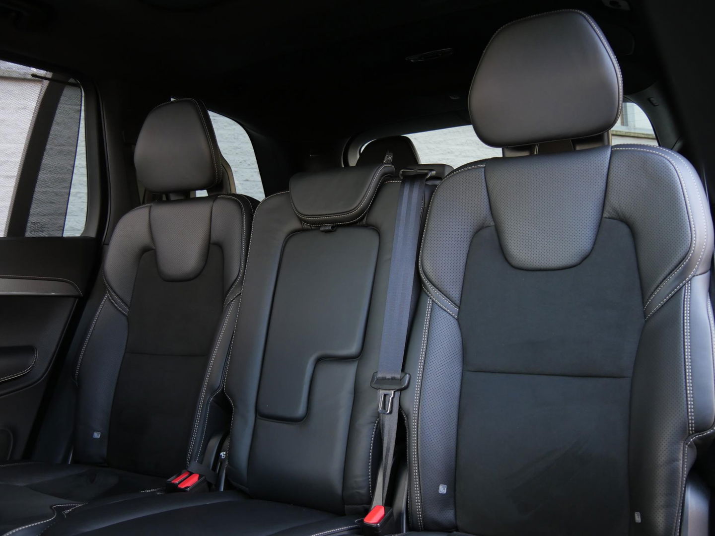 Volvo XC90 T8 AWD R-DESIGN/ BLIS/ H&K AUDIO/ PANORAMADAK/ CAMERA