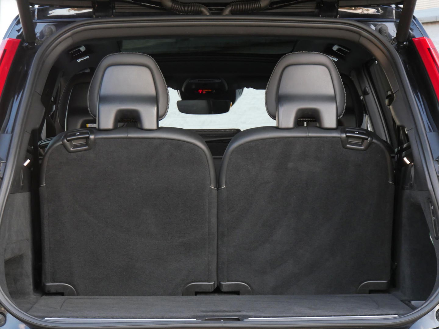 Volvo XC90 T8 AWD R-DESIGN/ BLIS/ H&K AUDIO/ PANORAMADAK/ CAMERA