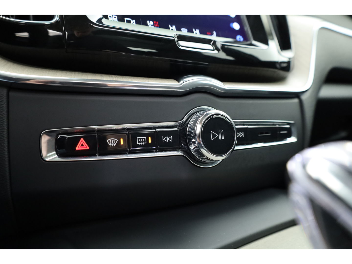 Volvo XC60 2.0 T6 Plug-in hybrid AWD Inscription Long Range | Massage | Head-up | Stoelventi. | Trekhaak | H&K audio |