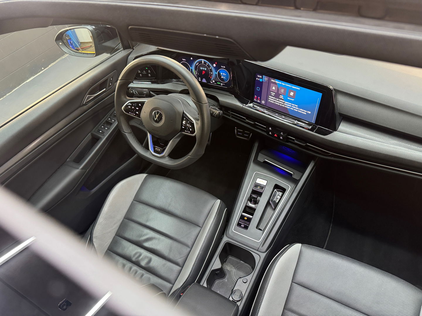 Volkswagen Golf 1.4 eHybrid GTE Pano|Keyl|IQ|Memory|HuD|Leer