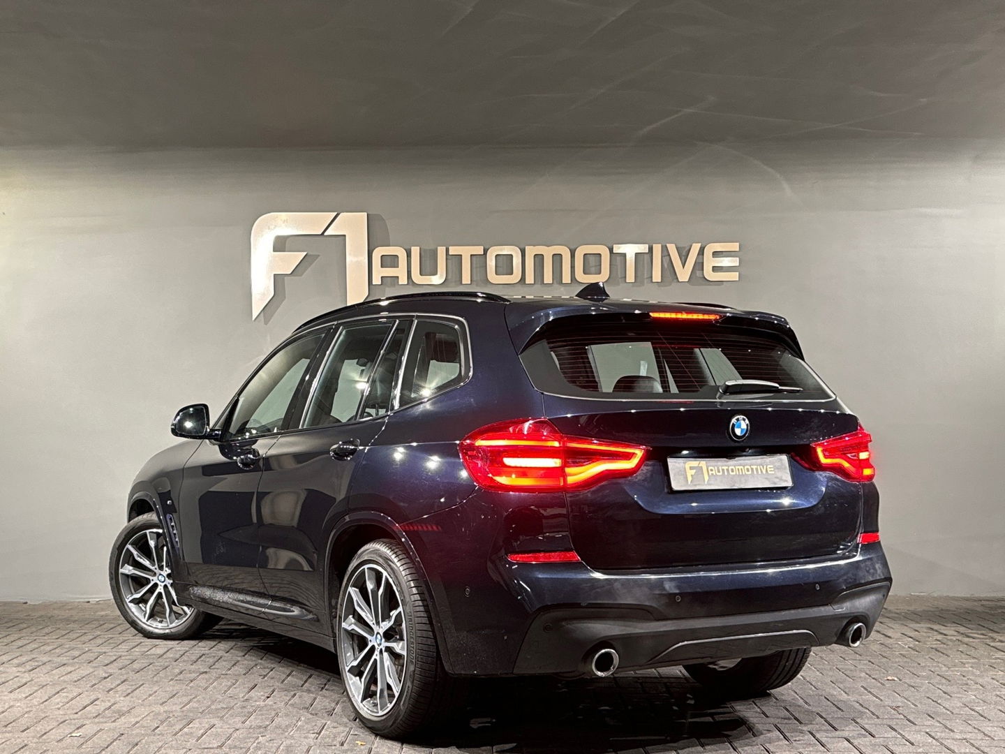 BMW X3 SDrive20i M Sport Pano|Leer|Sfeer|Trekhaak|NL Auto
