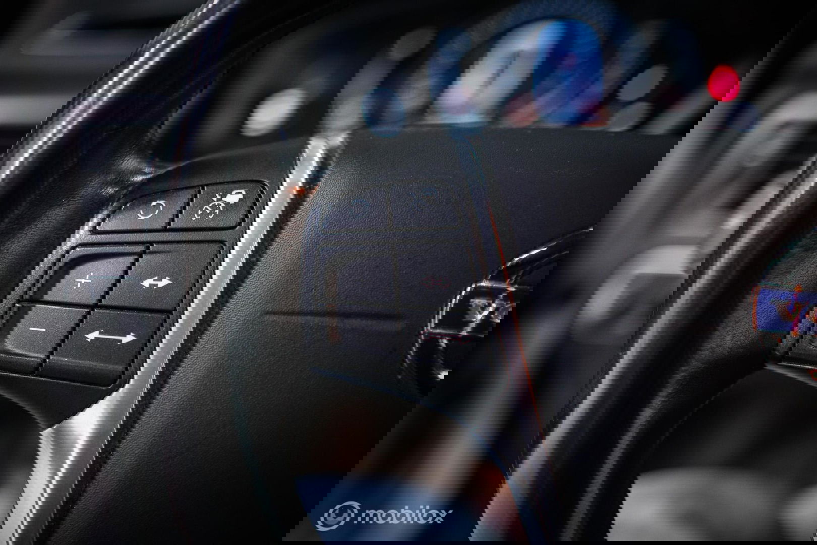 Volvo V70 2.0 D4 Summum | Adaptive | Blis | Schuifdak | Trekhaak | Dealer onderhouden | Leder | Memory | Lane assist |