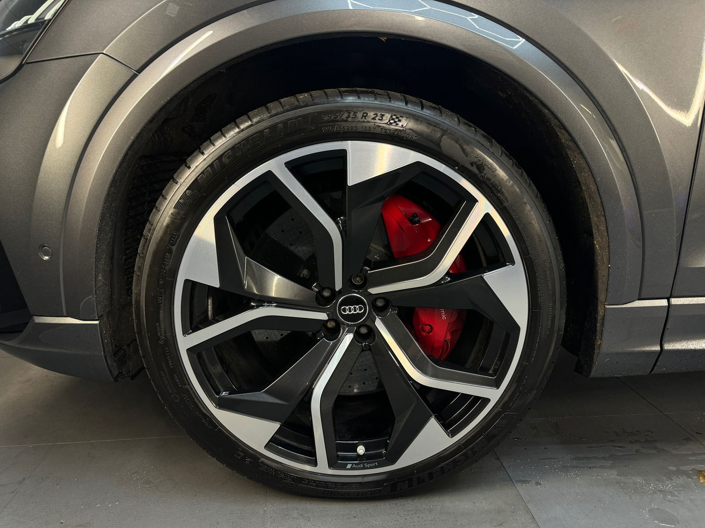 Audi RSQ8 4.0 TFSI quattro Pano|Ceramic|HuD|B&O|Trekhaak|VOL