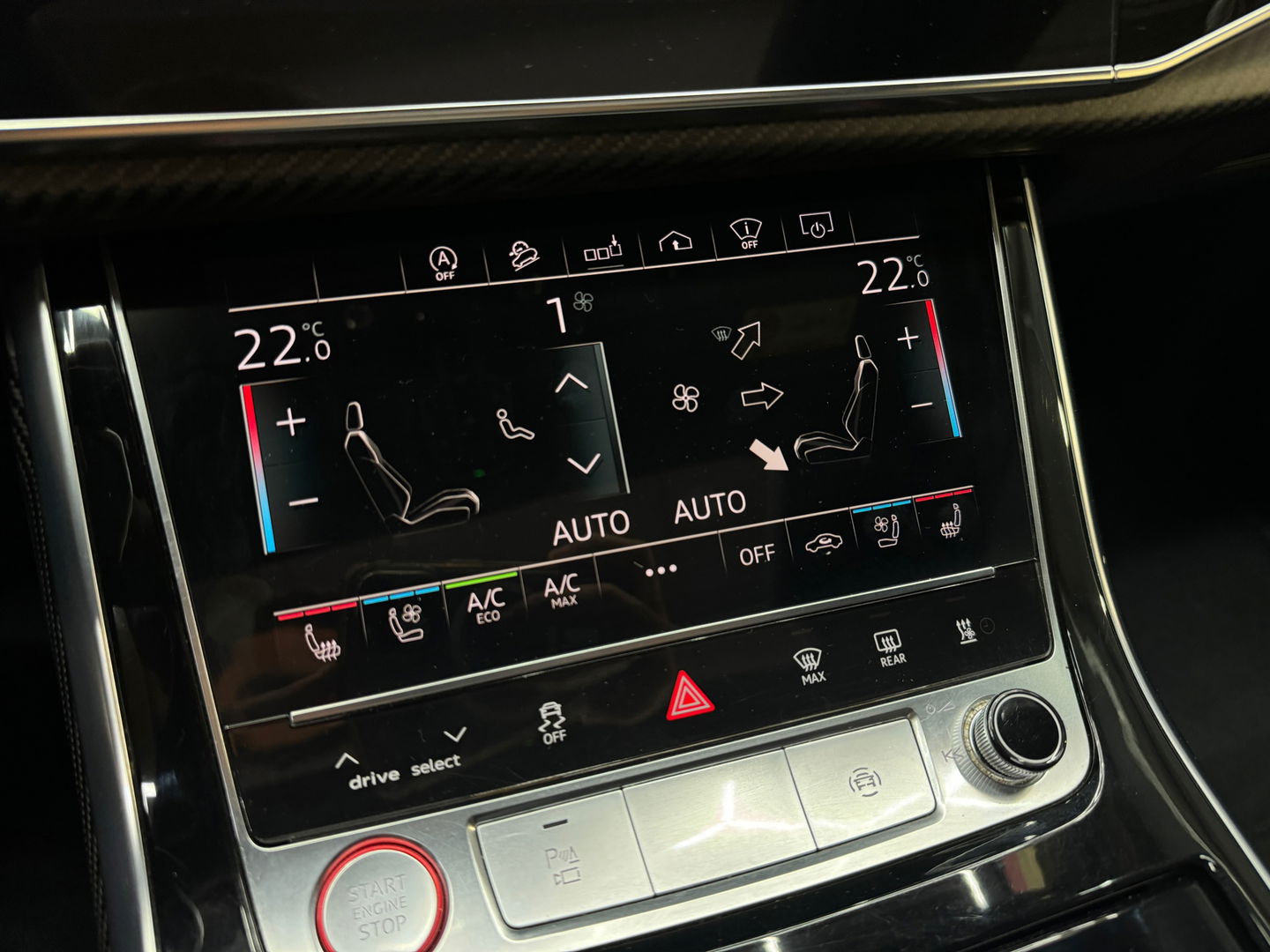 Audi RSQ8 4.0 TFSI quattro Pano|Ceramic|HuD|B&O|Trekhaak|VOL