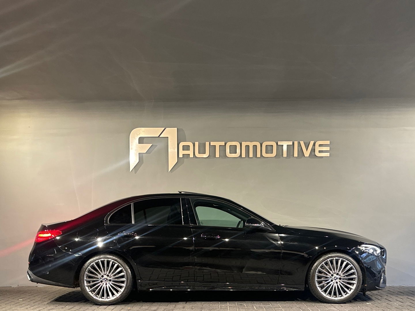 Mercedes-Benz C-Klasse 200 d AMG Pano|Memory|Burmester|360Cam