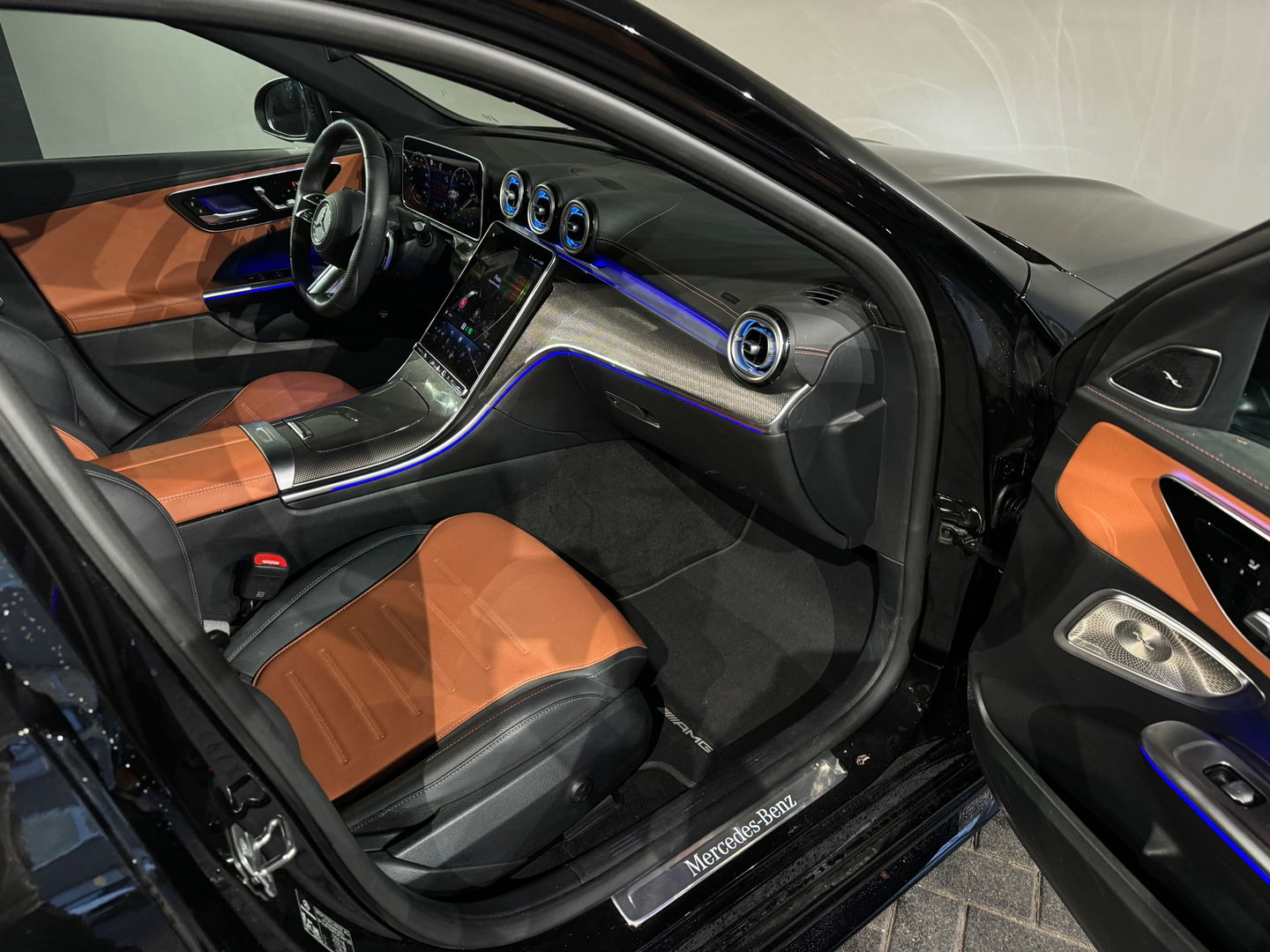 Mercedes-Benz C-Klasse 200 d AMG Pano|Memory|Burmester|360Cam