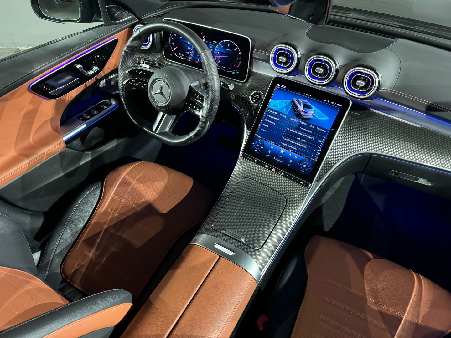 Mercedes-Benz C-Klasse 200 d AMG Pano|Memory|Burmester|360Cam