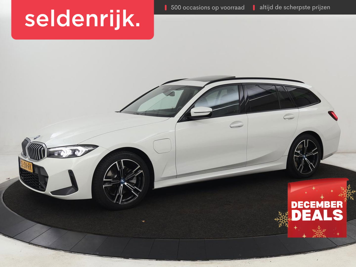 BMW 3-serie 320e M Sport | Panoramadak | Trekhaak | Stoelverwarming | Carplay | Sportstoelen | Leder/Alcantara | Navigatie | Widescreen Display | Sfeerverlichting | Parkeerhulp | PHEV | Plug In