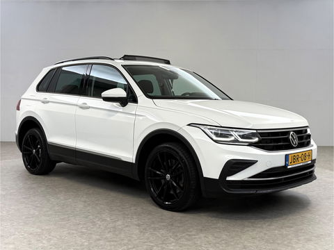 Volkswagen Tiguan 1.4 TSI eHybrid 225PK R-Line | SOH 93% | Pano | IQ Light | Virtual | Camera | Stuur/Stoelverw. | Adap. Cruise | Carplay | Trekh.