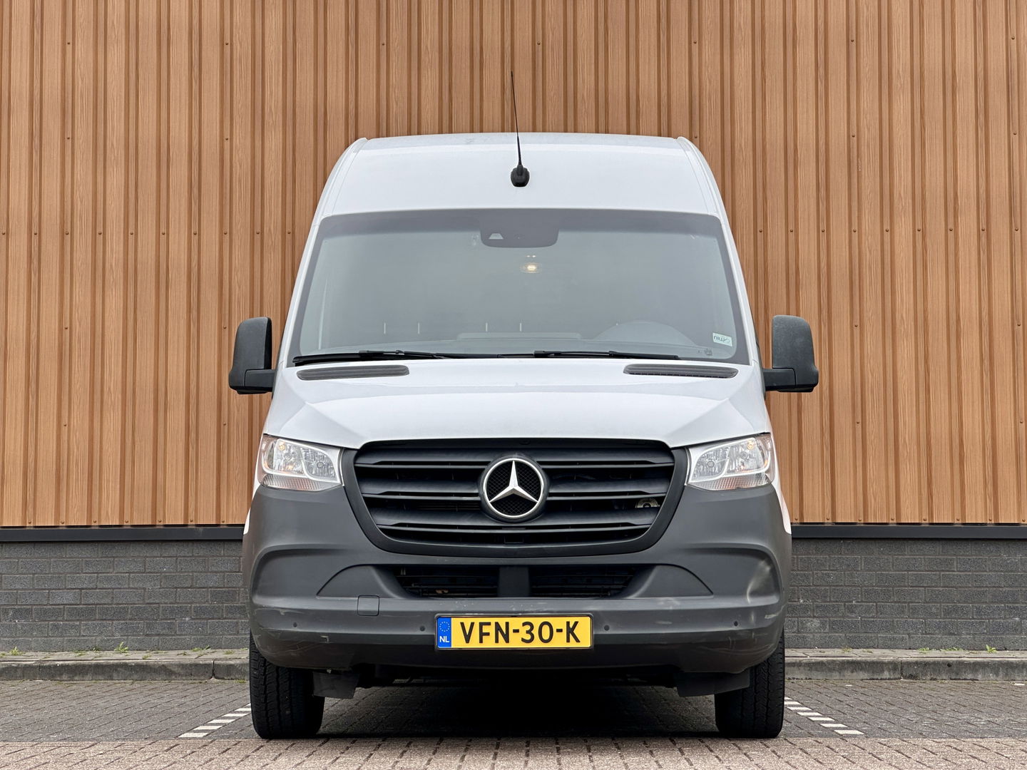 Mercedes-Benz Sprinter 316 2.2 CDI L3H2 DC EURO VI-D | Cruise Control | Achteruitrijcamera | Ex. BTW | Parkeersensoren | Apple Carplay | Android Auto | Airconditioning
