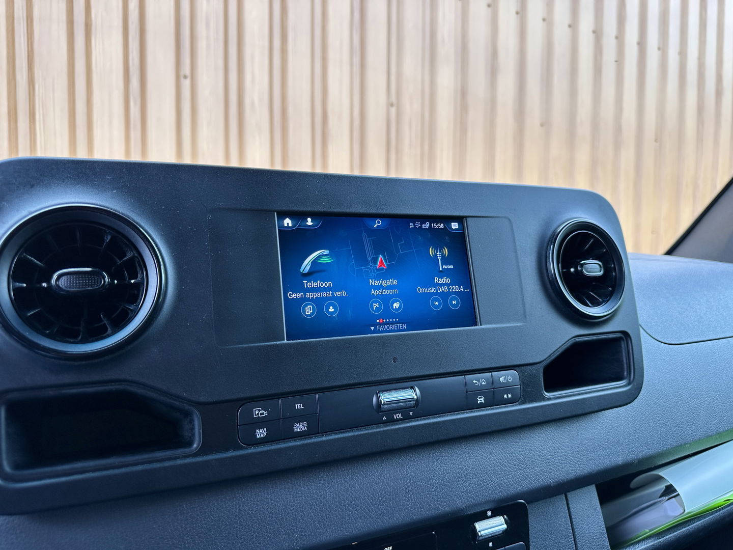 Mercedes-Benz Sprinter 316 2.2 CDI L3H2 DC EURO VI-D | Cruise Control | Achteruitrijcamera | Ex. BTW | Parkeersensoren | Apple Carplay | Android Auto | Airconditioning