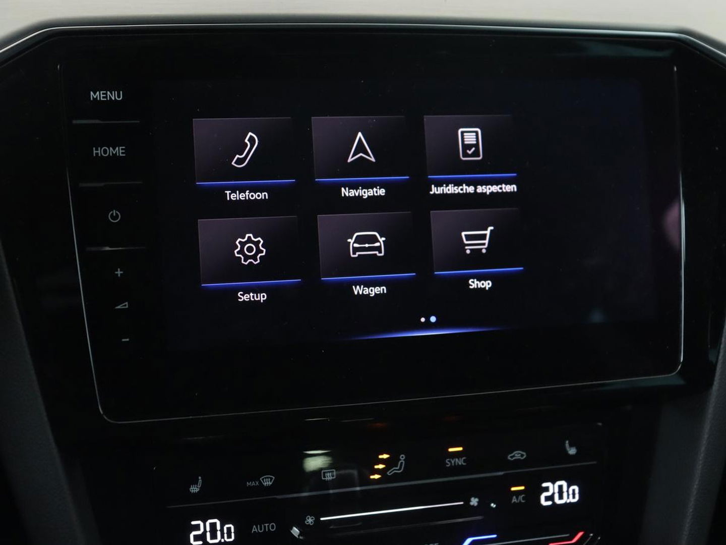 Volkswagen Passat 1.5 TSI R-Line | Panoramadak | Trekhaak | Matrix LED | Stoelverwarming | Adaptive cruise | Leder/Alcantara | Camera | Carplay | Keyless | Climate control | Parkeerhulp