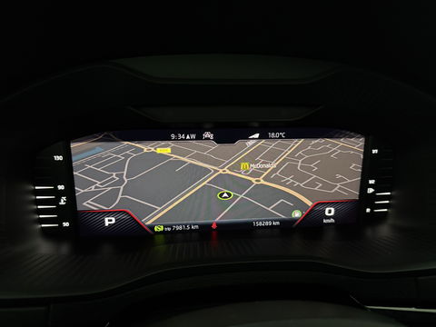 Škoda Karoq 1.5 TSI ACT 150PK Sportline | Pano | Sfeerverl. | Stoel/Stuurverw. | Camera | Virtual | Carplay