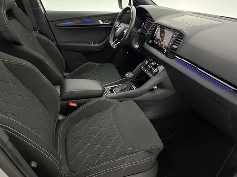 Škoda Karoq 1.5 TSI ACT 150PK Sportline | Pano | Sfeerverl. | Stoel/Stuurverw. | Camera | Virtual | Carplay
