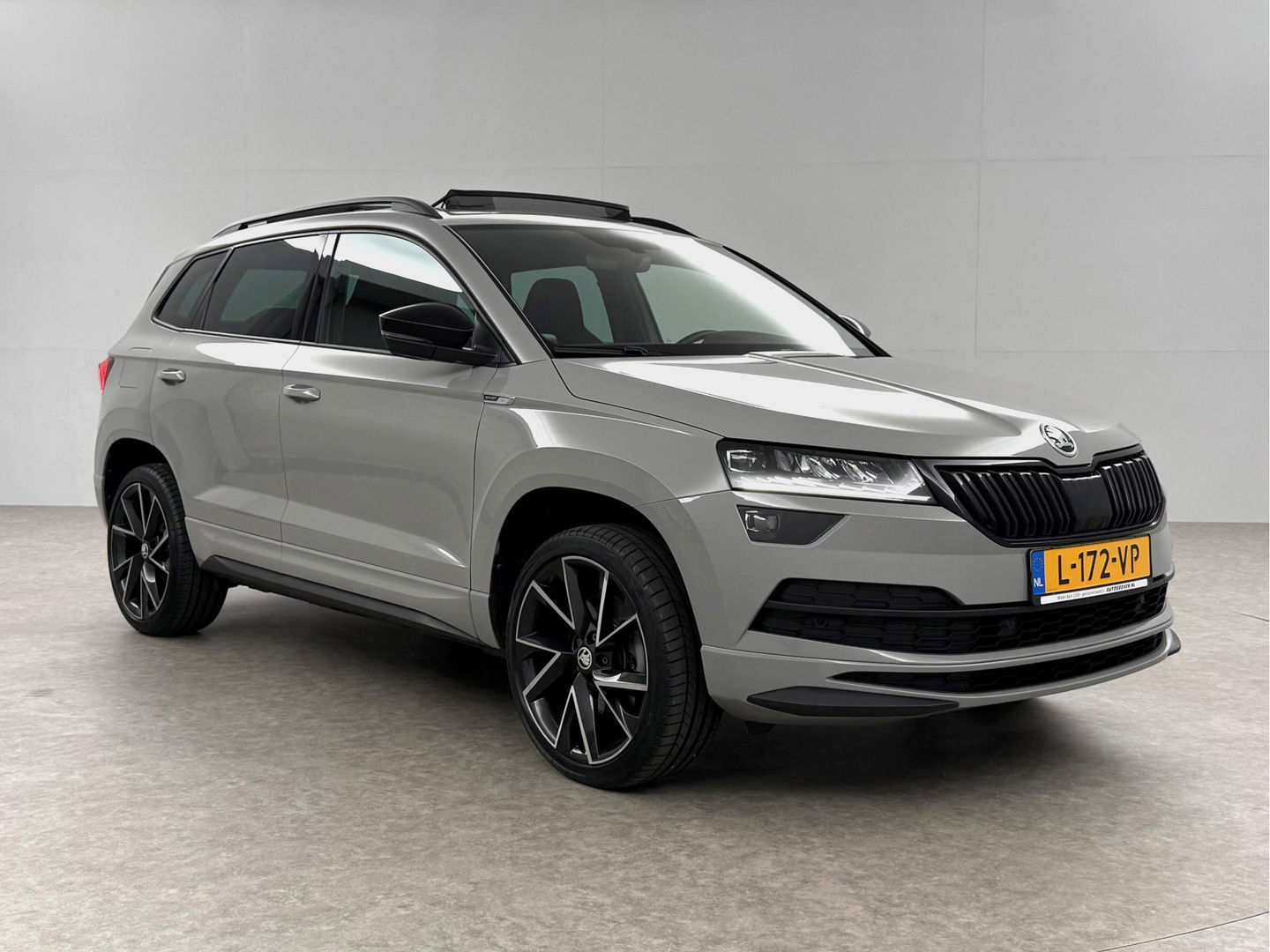 Škoda Karoq 1.5 TSI ACT 150PK Sportline | Pano | Sfeerverl. | Stoel/Stuurverw. | Camera | Virtual | Carplay