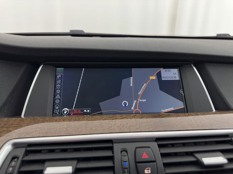 BMW 5 Serie Gran Turismo 530d High Executive Aut. *PANO | LUXURY-LEATHER | NAVI-FULLMAP | BI-XENON | CRUISE | HIFI-SOUND | HEATED-COMFORTSEATS | AMBIENT-LIGHT | CAMERA | PDC | TOWBAR | WOODEN-INLAY |  20'' ALU*