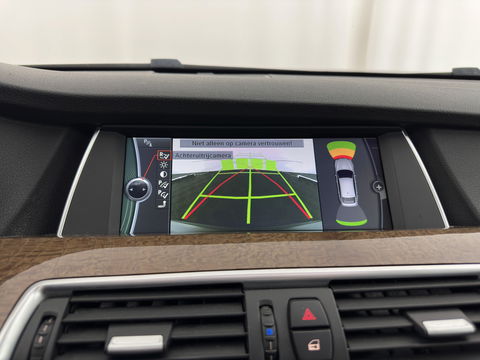 BMW 5 Serie Gran Turismo 530d High Executive Aut. *PANO | LUXURY-LEATHER | NAVI-FULLMAP | BI-XENON | CRUISE | HIFI-SOUND | HEATED-COMFORTSEATS | AMBIENT-LIGHT | CAMERA | PDC | TOWBAR | WOODEN-INLAY |  20'' ALU*