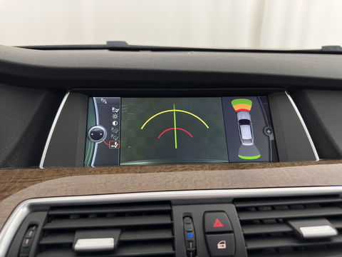 BMW 5 Serie Gran Turismo 530d High Executive Aut. *PANO | LUXURY-LEATHER | NAVI-FULLMAP | BI-XENON | CRUISE | HIFI-SOUND | HEATED-COMFORTSEATS | AMBIENT-LIGHT | CAMERA | PDC | TOWBAR | WOODEN-INLAY |  20'' ALU*