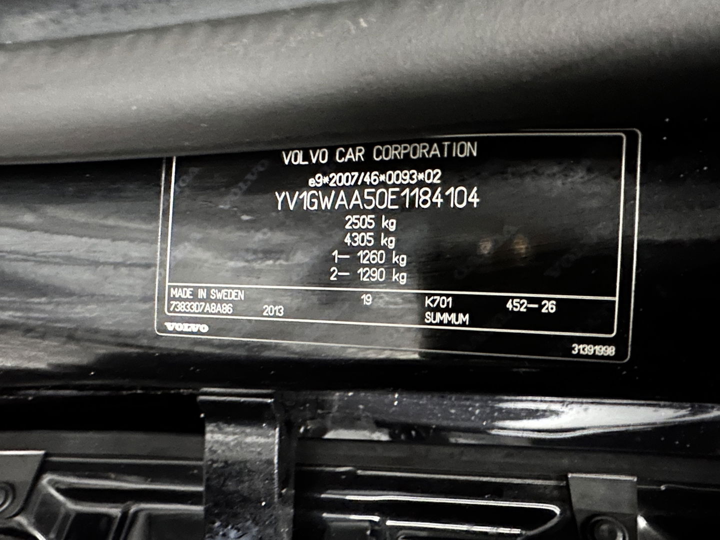 Volvo V60 2.4 D6 AWD Plug-In Hybrid Summum ( Plug-In ) Aut. * LUXURY-LEATHER | PREMIUM-SOUND-AUDIO | NAVI-FULLMAP | BI-XENON |  MEMORY-PACK | CRUISE | HEATED-SPORTSEATS | TOWBAR | 17"ALU*