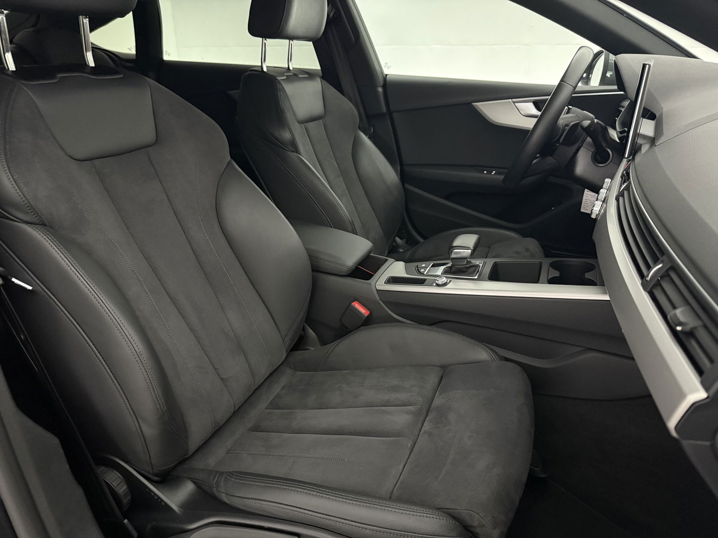 Audi A5 Black Edition S-Line | Virtual | Stoelverw. | Camera | Carplay | Navi | LED