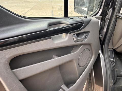 Ford Transit Custom Sport 2.0 185PK L2H1 320 | BOMVOL | LED | STOELVERWARMING | CARPLAY | AUTOMAAT