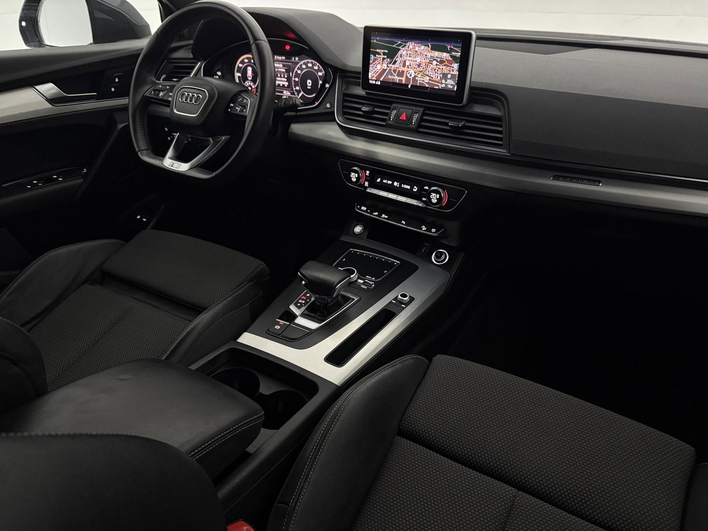 Audi Q5 55 TFSI e Quattro S-line Competition | Camera | LED | Virtual | Adap. Cruise | Carplay | Parkeersens.