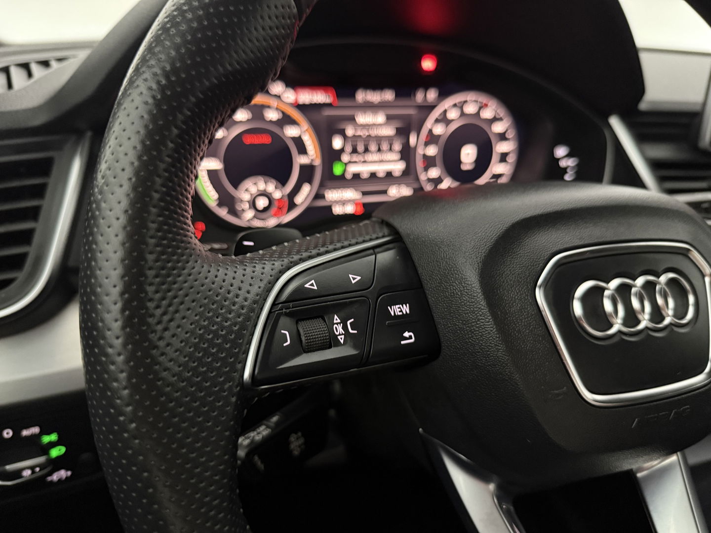 Audi Q5 55 TFSI e Quattro S-line Competition | Camera | LED | Virtual | Adap. Cruise | Carplay | Parkeersens.