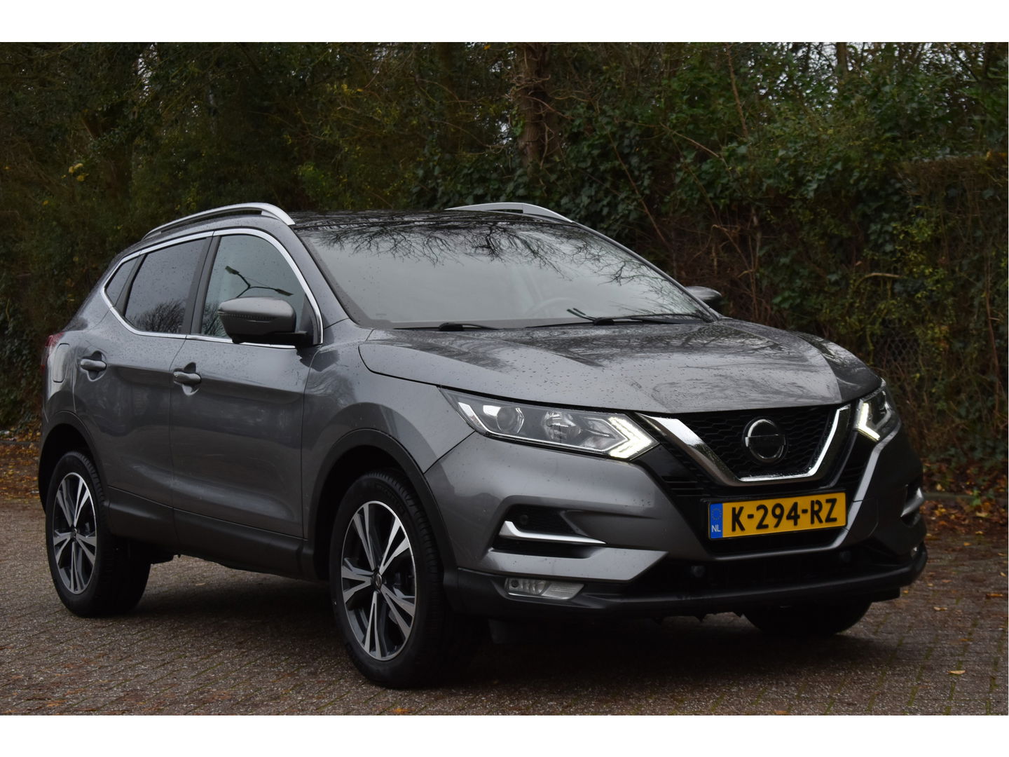 Nissan QASHQAI 1.3 DIG-T N-Connecta 160 pk | Keyless | 360 gr.camera | Carplay | Pano.dak | Stoelverwarming | Vol